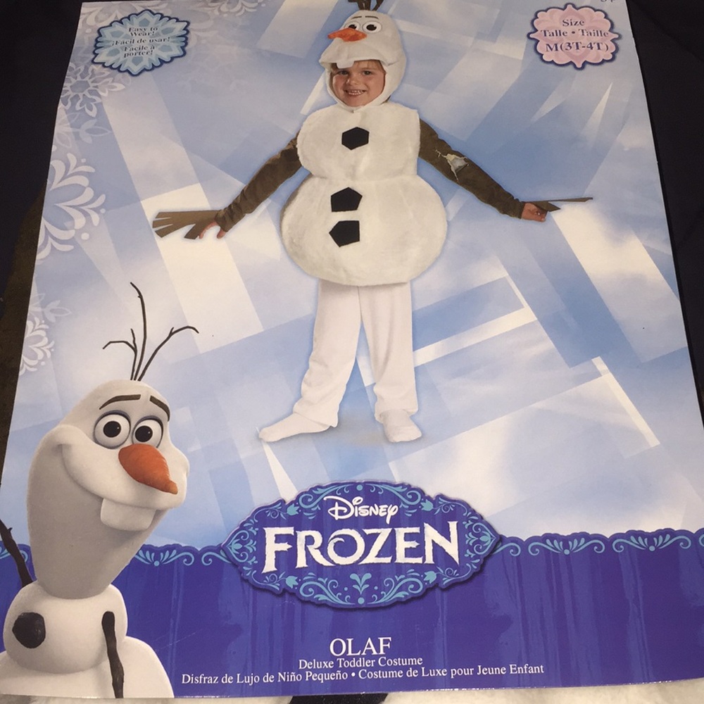 Adorable Olaf Costume!